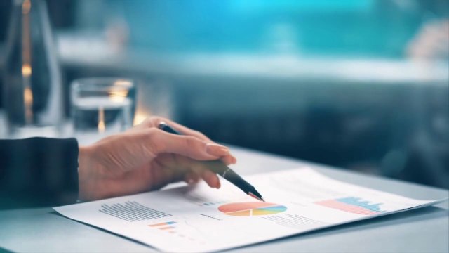 Ue taglia stime di crescita, Italia al 2,9%