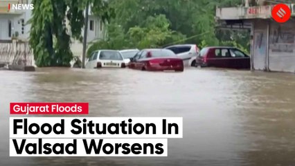 Flood Situation In Valsad, Gujarat Grim; Water Level Rise In River Auranga