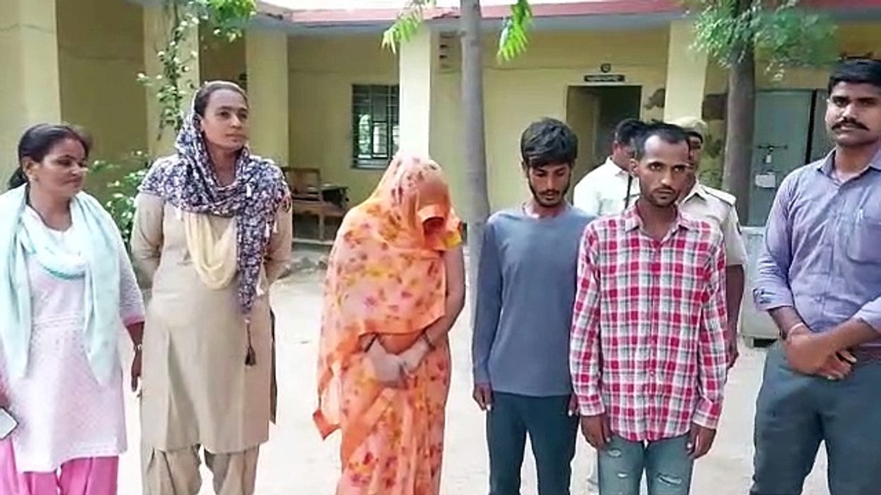 पति से मनमुटाव होने के चलते पत्नी ने ही कराई घर में चोरी