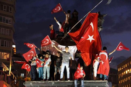 Ak Parti Bursa İl Başkanı Davut Gürkan darbe gecesini anlattı