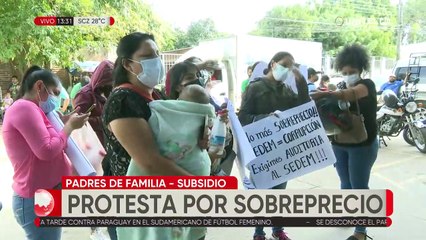 Madres protestan contra el precio del subsidio y piden una billetera móvil