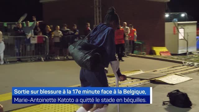 Bleues - Katoto quitte le stade en béquilles