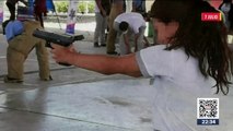 Policías de Guanajuato prestaron sus armas a estudiantes de secundaria