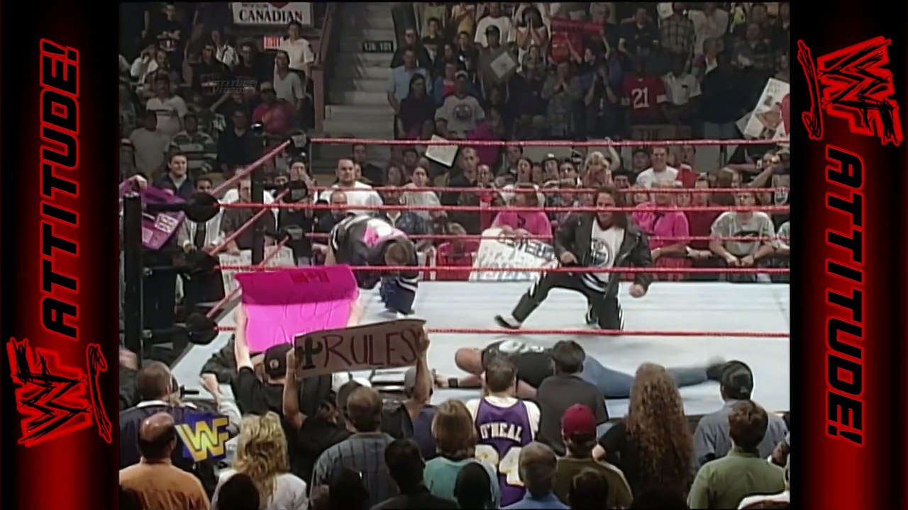 Steve Austin Interrupts the Canadian National Anthem | 1997.07.07