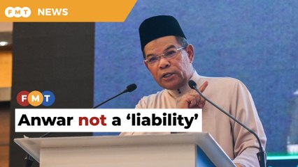 Saifuddin defends Anwar, says he is not a ‘liability’