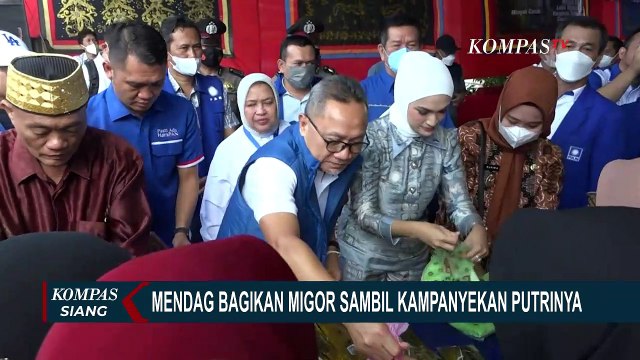 Mendag Zulkifli Hasan Bagikan Minyak Goreng Sambil Kampanyekan Putrinya