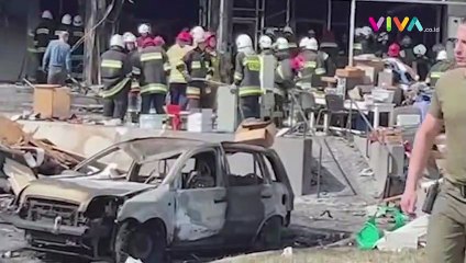 Video herunterladen: Tiga Rudal Rusia Hantam Kota Vinnytsia Ukraina