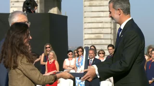 Los reyes presiden el acto de homenaje a las víctimas de la pandemia