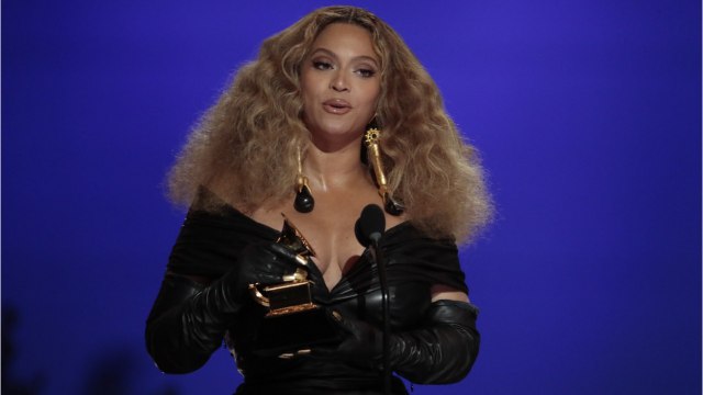 VOICI : Beyonce se lance sur TikTok : la star explose son compteur d'abonnés en quelques heures