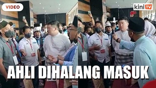 Perang mulut di luar kongres AMK, ada ahli dihalang masuk
