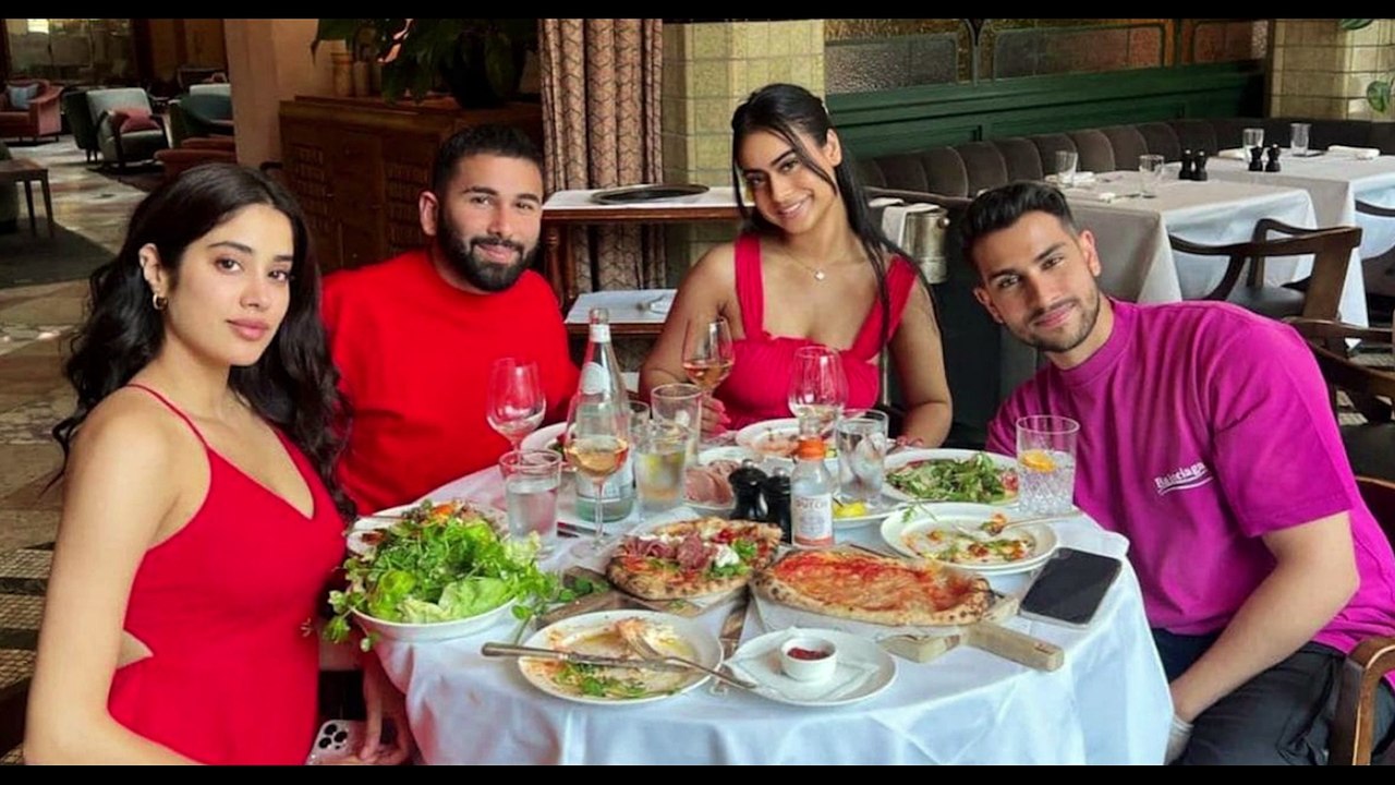 Hottest Janhvi Kapoor and nysha devgan Spotted In killer  Look.Janhvi Kapoor Hot Look,bollywood news
