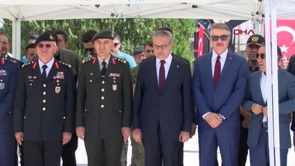 Son dakika haberleri | DİYARBAKIR'DA ŞEHİT KABİRLERİ ZİYARET EDİLDİ