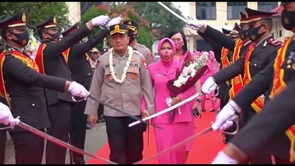 Pisah Sambut Tasikmalaya Polda Jabar diwarnai Rasa Haru Para Personil