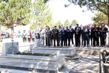 İç Anadolu'da 15 Temmuz dolayısıyla şehitlikler ziyaret edildi