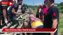 Otoyolda 3 aracın karıştığı kazada 5 kişi yaralı