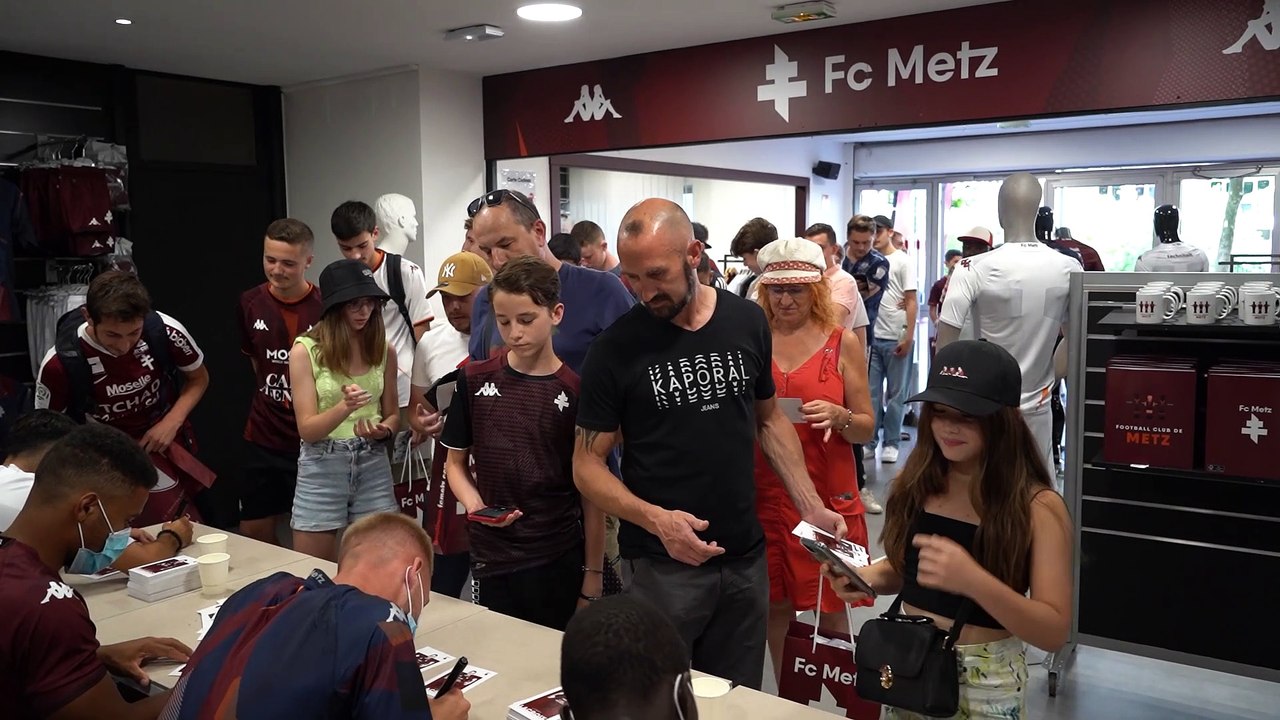 Retour sur la séance de dédicaces à la Boutique