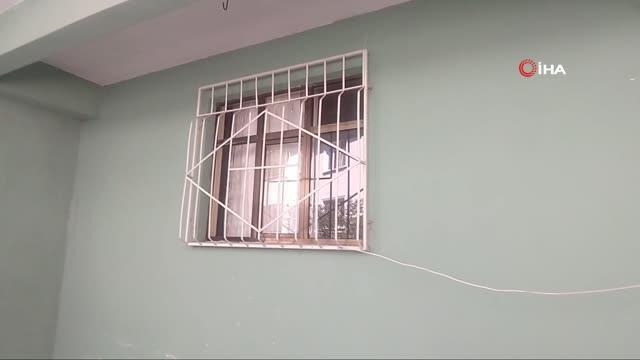 Bursa'da akılalmaz olay... Ailesine kızdı, elindeki bıçakla kendini odaya kilitledi