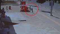 Önce taksi sonra midibüs çarptı! 6 yaşındaki Berat'ı hayattan koparan kaza böyle gerçekleşti