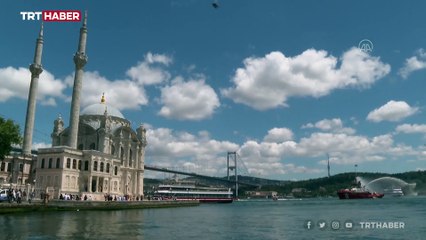 Kıyı Emniyeti'nden deniz araçlarıyla saygı seyri