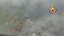 Canadair italiani in azione contro gli incendi in Portogallo
