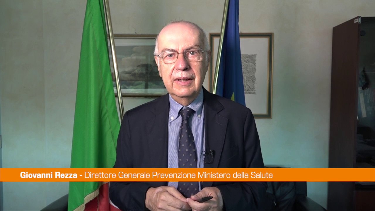 Covid, Rezza "Incidenza cresce ma il ritmo rallenta"