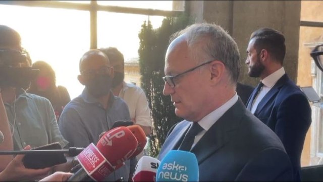 Gualtieri: importante evitare crisi, Draghi prosegua suo lavoro