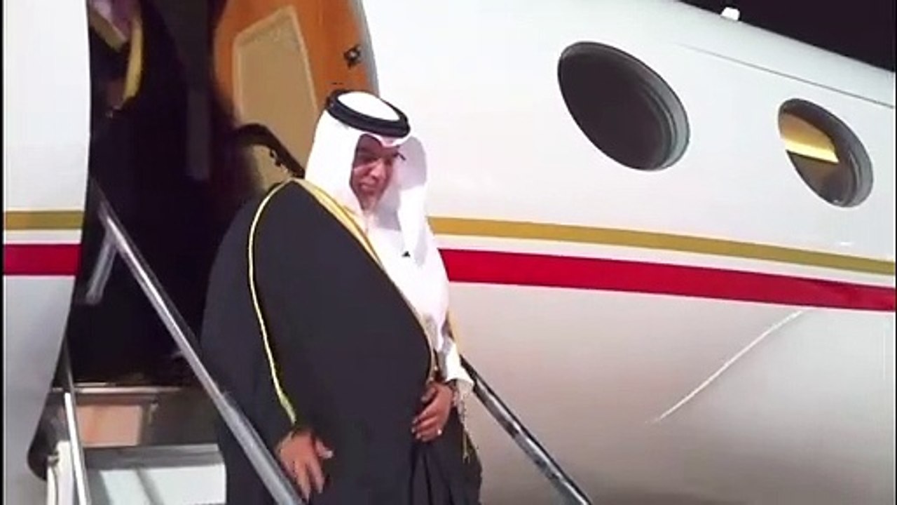 بالفيديو: الأمير محمد بن سلمان يستقبل صاحب السمو الملكي الأمير سلمان بن حمد آل خليفة ولي العهد رئيس مجلس الوزراء بمطار جدة