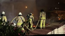 Son dakika haberleri! Üsküdar'da iki katlı binada çıkan yangın söndürüldü