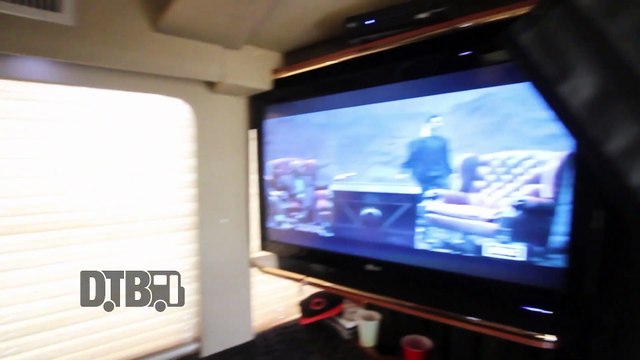 Dance Gavin Dance - BUS INVADERS (Revisited) Ep. 159