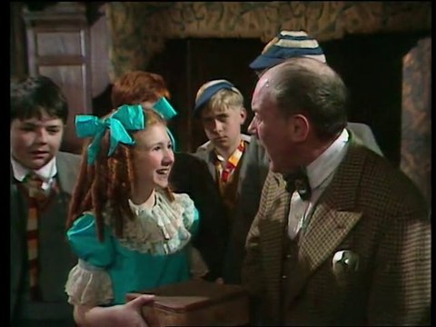 Just William (1977) - S02E05 - High Quality DVD - William The Philanthropist - Bonnie Langford / Diana Dors