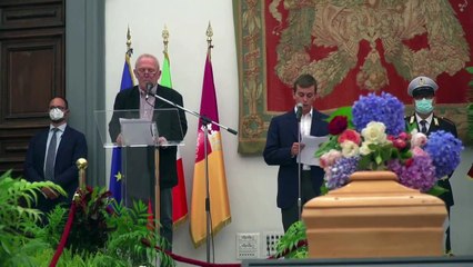 Addio a Scalfari, Bernard Guetta porta il saluto di Macron: ''La Francia ha perso un grande amico''