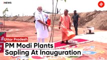 PM Narendra Modi Greets People At Inaugural Site Of Bundelkhand Expressway