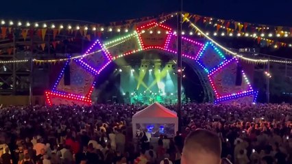 Paul Weller performing at Dreamland