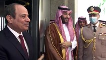 ولي العهد السعودي يستقبل القادة المشاركين في قمة جدة للأمن والتنمية