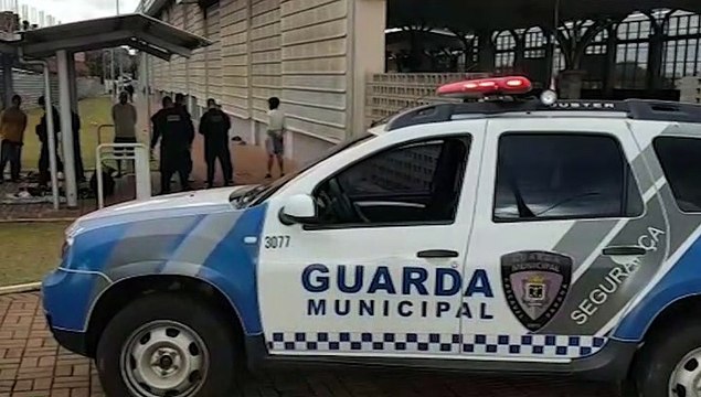 Guarda Municipal realiza abordagem de rotina no Terminal Oeste