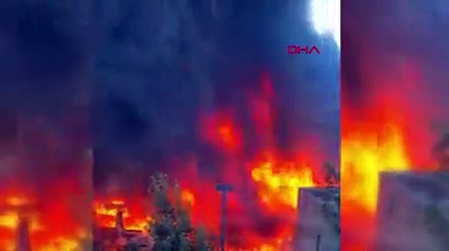 Sancaktepe'de otoparkta yangın çıktı: 16 araç hasar gördü