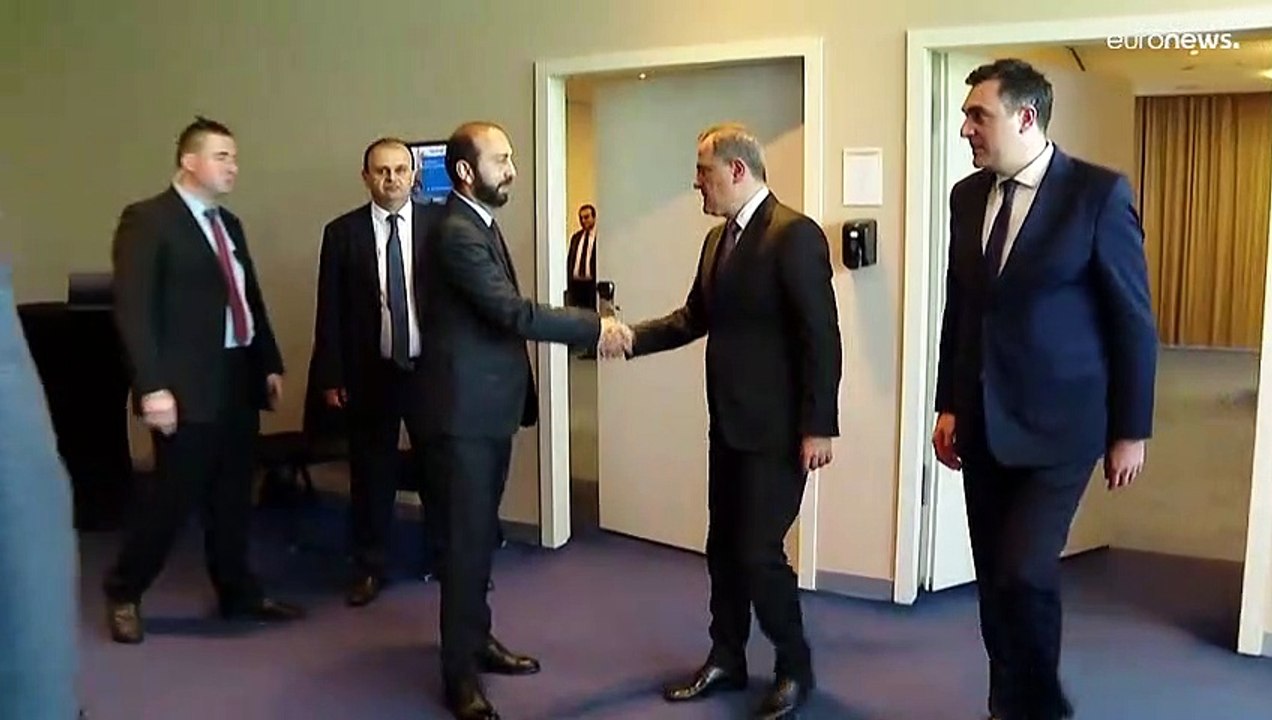 Friedensgespräche zwischen Armenien und Aserbaidschan