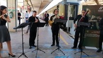 Tempo Binario, la musica classica nelle stazioni e sui treni in Sicilia