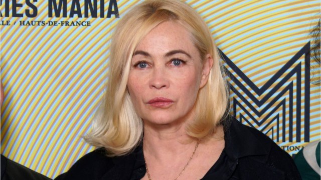 GALA VIDEO - Emmanuelle Béart, en deuil, pleure la mort d’une de ses proches : “Une partie de ma vie qui s'envole”