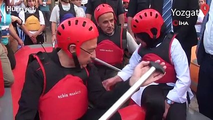 Cumhurbaşkanı Yardımcısı Oktay ve Bakan Kirişci, Yozgat’ta rafting yaptı