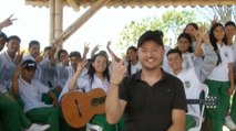 Valientes: la historia de un maestro que enseña música a jóvenes víctimas de la violencia