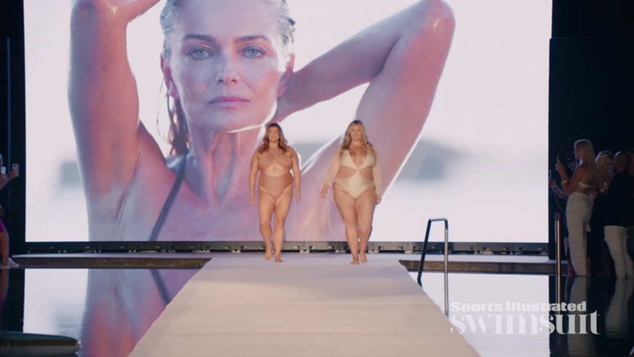 Full SI Swimsuit Runway Show - Miami Swim Week 2022