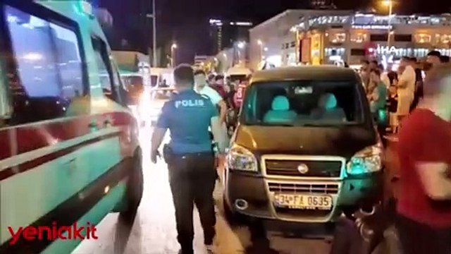 Kazayı bıraktı, çekim yapan muhabire saldırdı!