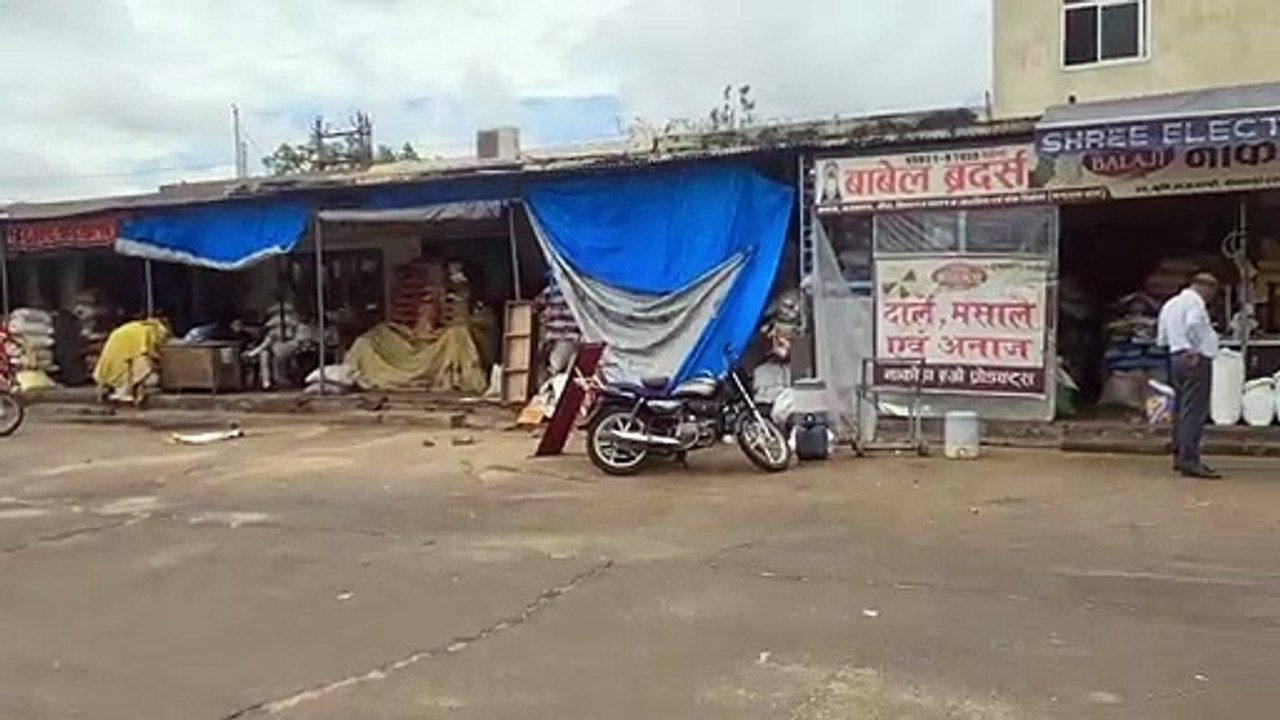 भीलवाड़ा में आटा, दाल मिलें व मंडियां बंद