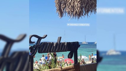 María Pombo disfruta en las Islas Baleares de una despedida de soltera