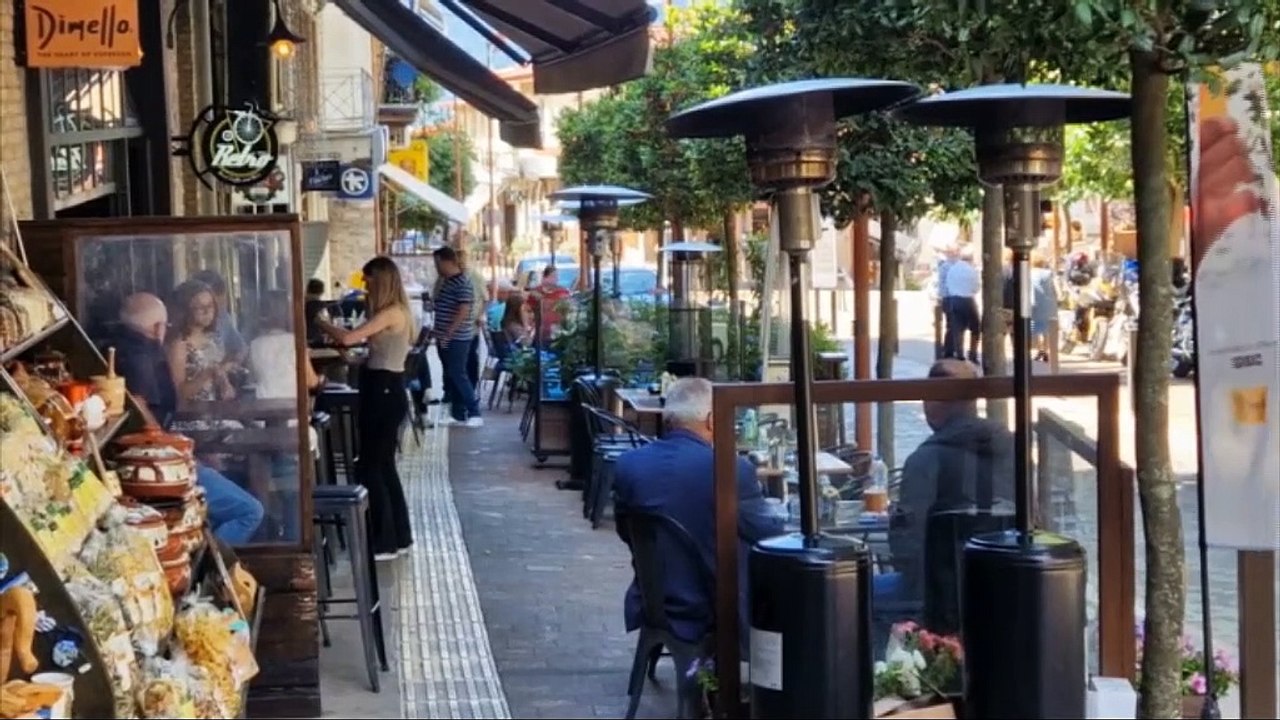 Αισιόδοξοι οι οδηγοί ταξί στο Καρπενήσι