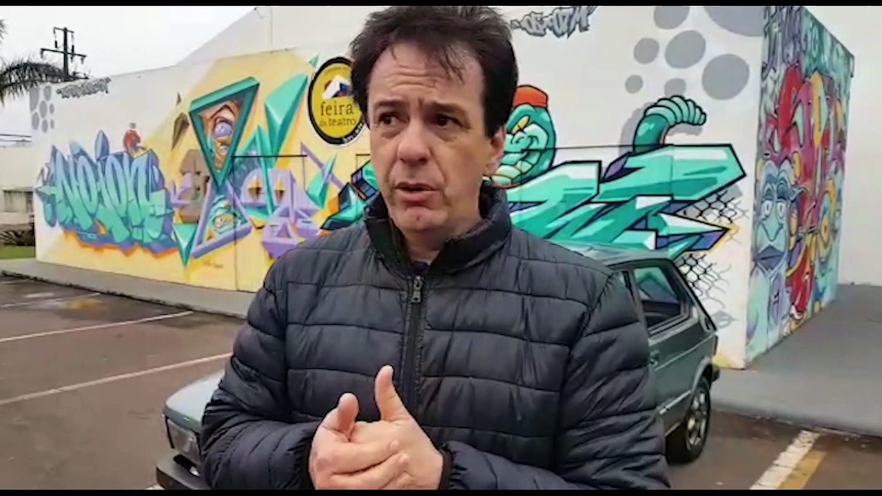 Feira do Teatro conta com encontro de carros antigos neste domingo