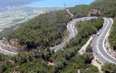 Emniyet'in 'Uçan Göz'ünü kadın pilot uçurdu