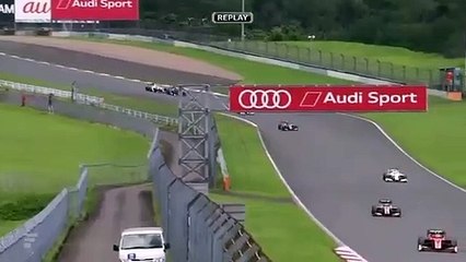 SUPER FORMULA - DRAMATIC CRASH - INCIDENTE INCREDIBILE Sacha Fenestraz