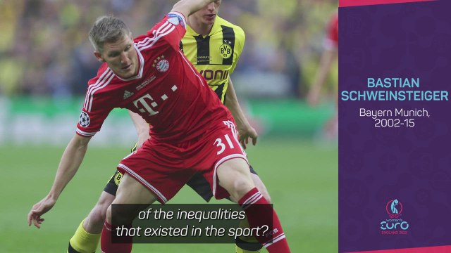 Schweinsteiger asks Bundesliga clubs to invest money into their women's teams